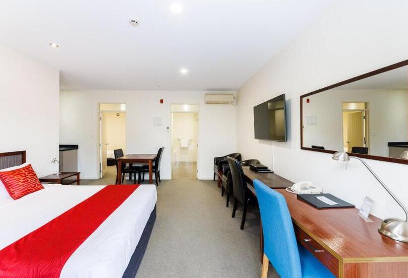 מוטל Fitzherbert Regency Motor Lodge
