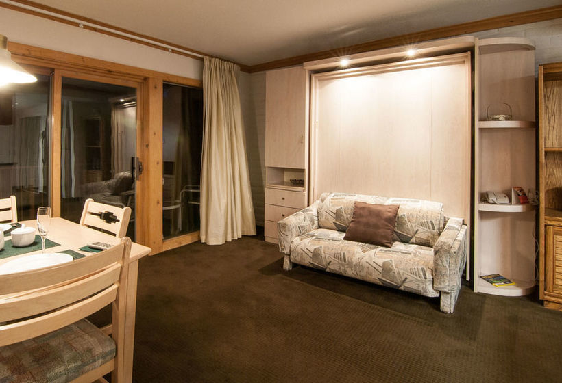 Northlake Lodges & Villas