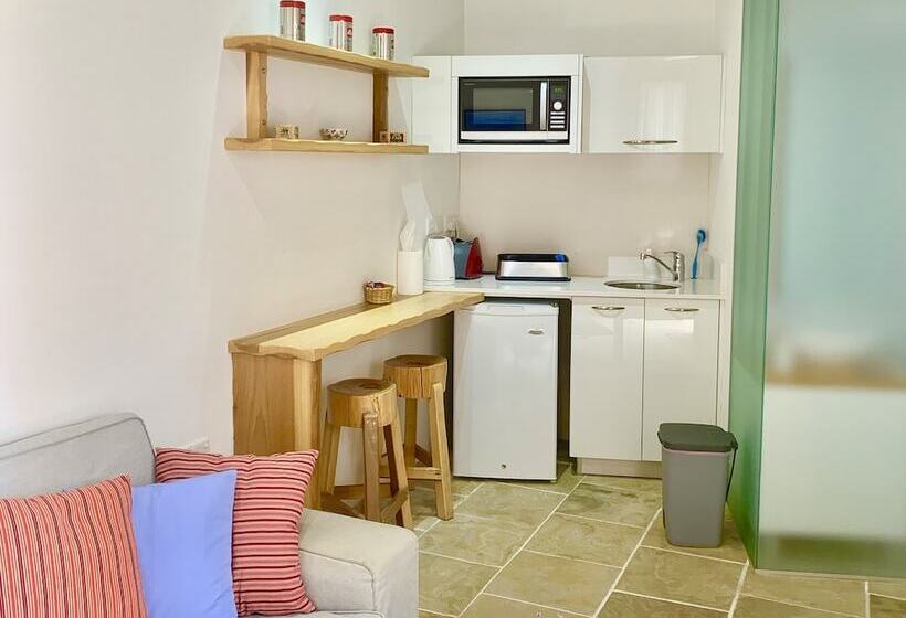 Palatakia   Adults Only