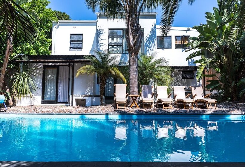 פנסיון Antrim Villa