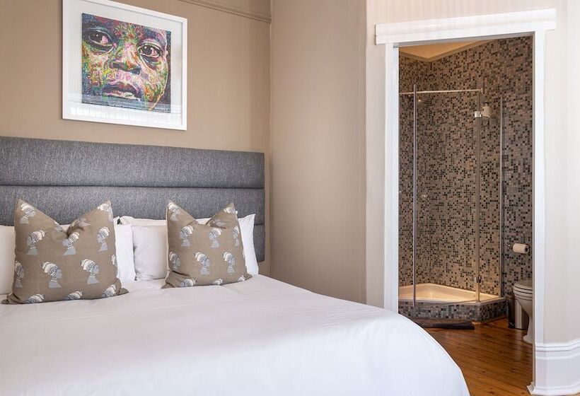 פנסיון Antrim Villa