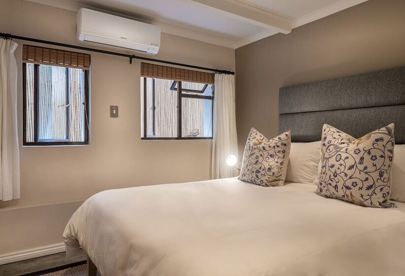 פנסיון Antrim Villa