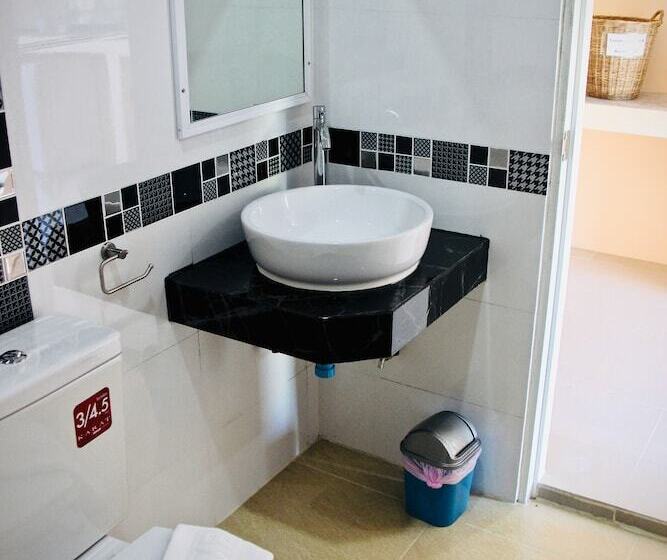 膳宿费 Budchui Village 2