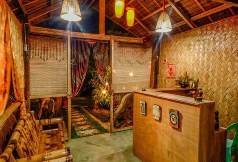 ペンション Butterfly Totem Guesthouse