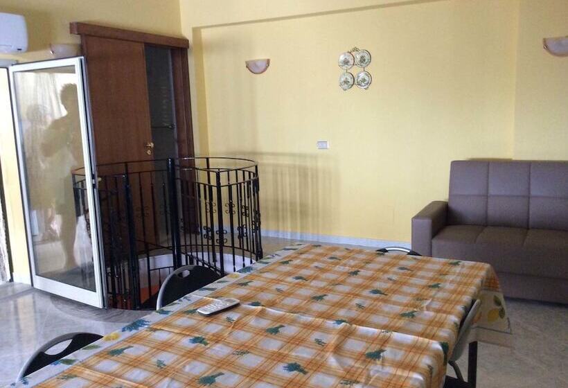 膳宿费 Case Corona