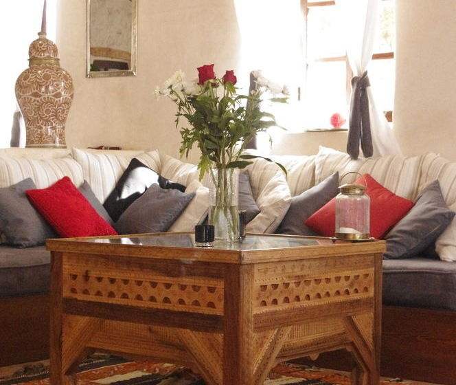 بنسيون Dar Sahil