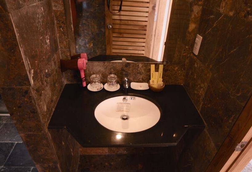 پانسیون Jolie Villa Hoi An