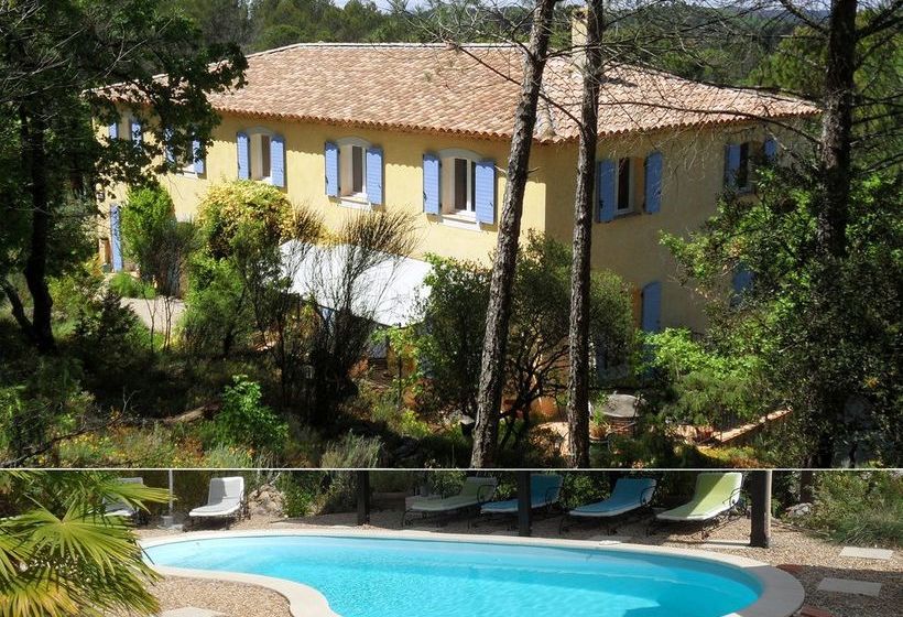 بنسيون La Bastide Des Templiers