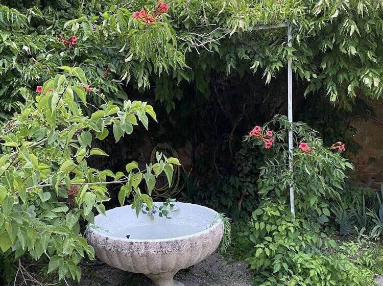 ペンション La Mandarine