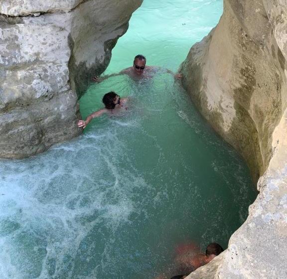 פנסיון Les Terrasses Du Paradis