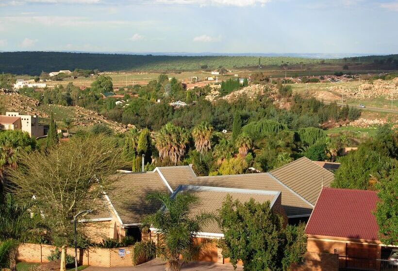 بنسيون Magaliqua Guest House