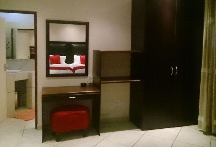 بنسيون Magaliqua Guest House