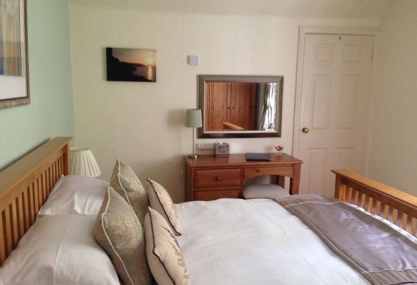 ペンション Pine Lodge