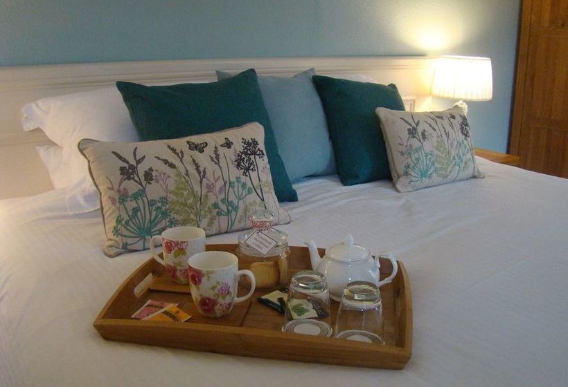 ペンション Pine Lodge