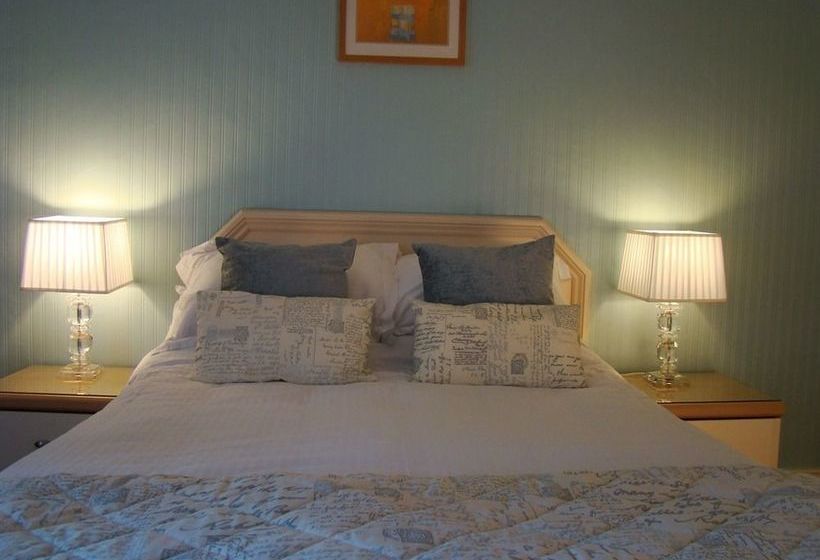 ペンション Pine Lodge