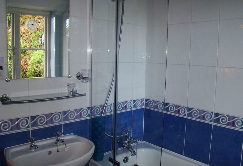 ペンション Pine Lodge