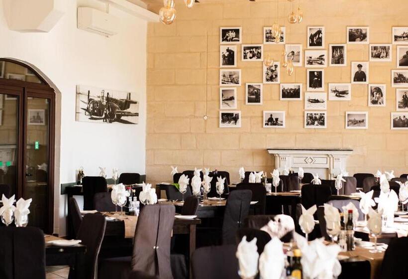 پانسیون Point De Vue Guesthouse