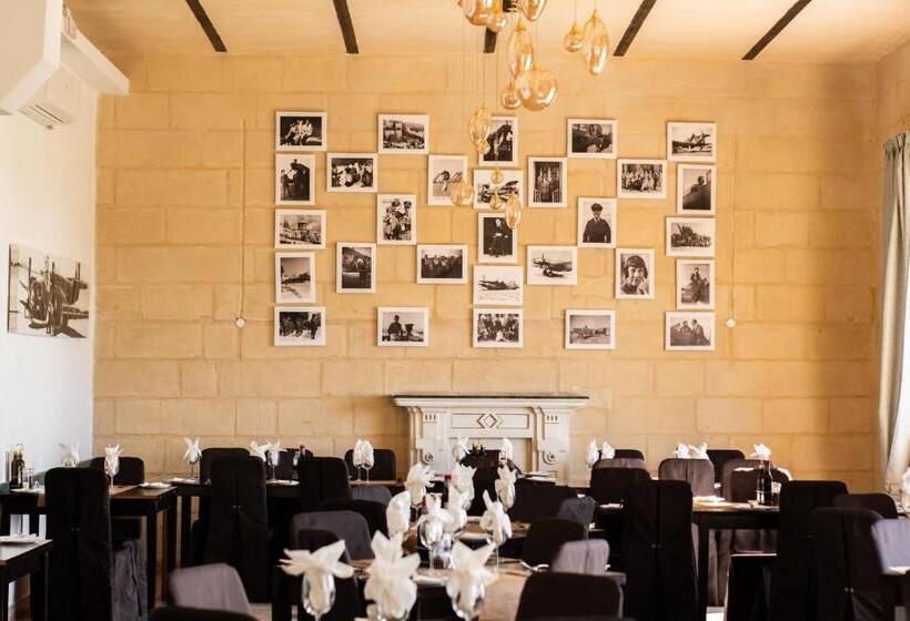 پانسیون Point De Vue Guesthouse