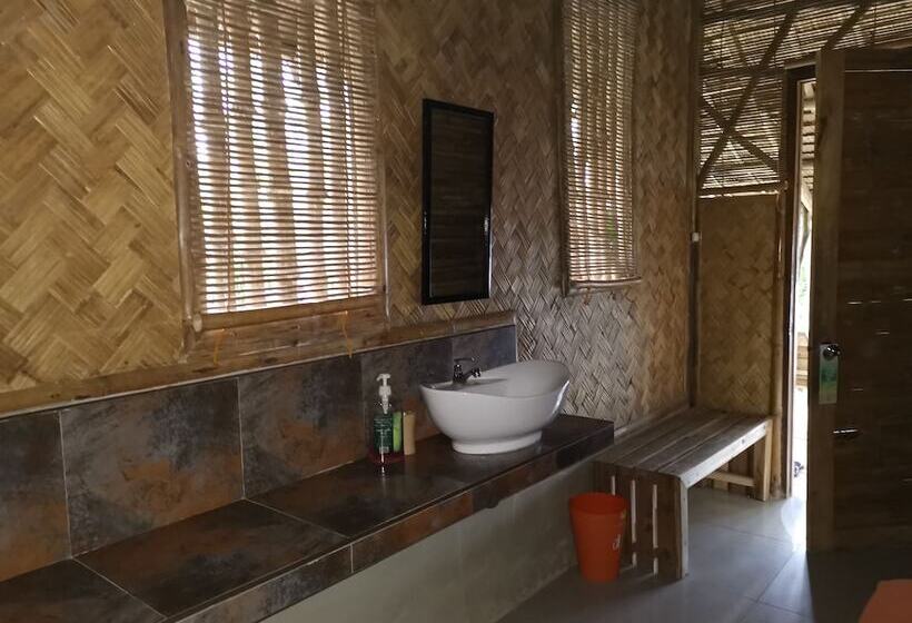 پانسیون Tapik Beach Park Guest House