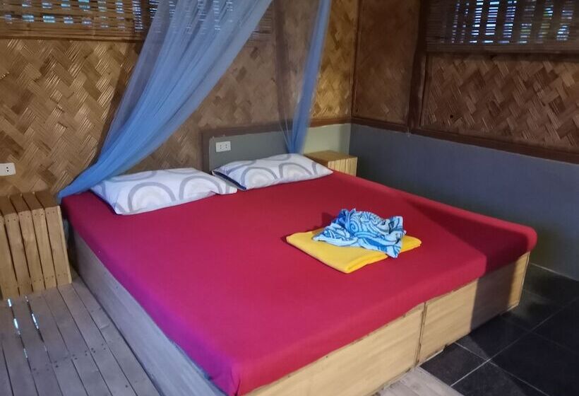 پانسیون Tapik Beach Park Guest House