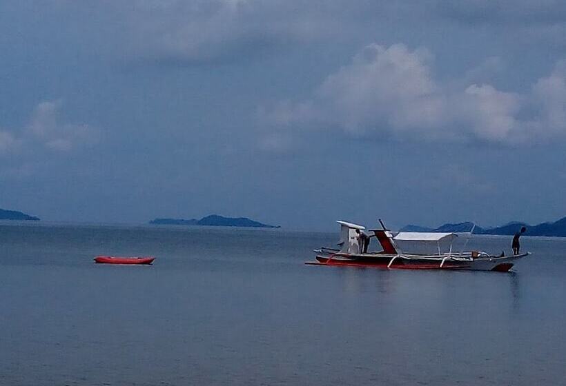 پانسیون Tapik Beach Park Guest House