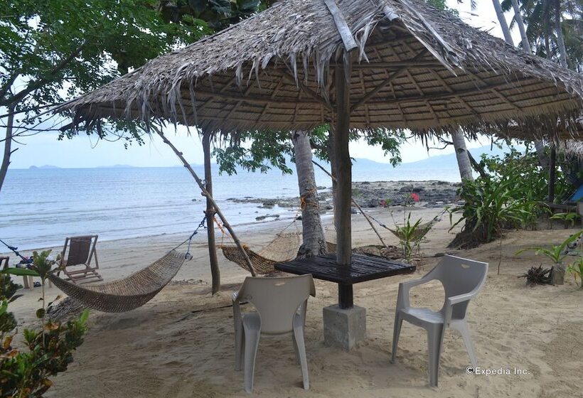 پانسیون Tapik Beach Park Guest House