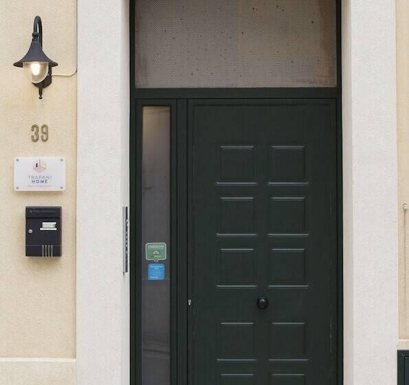 膳宿费 Trapani Home