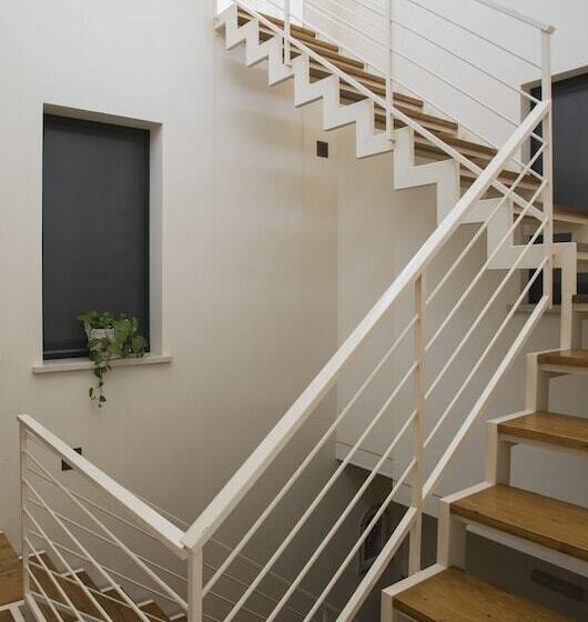 膳宿费 Trapani Home