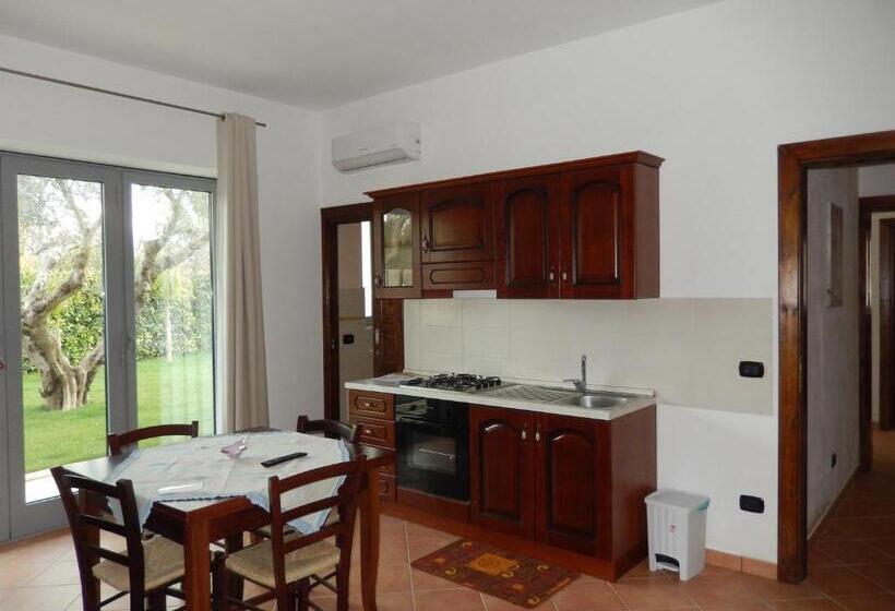 פנסיון Villa Casole Short Lets