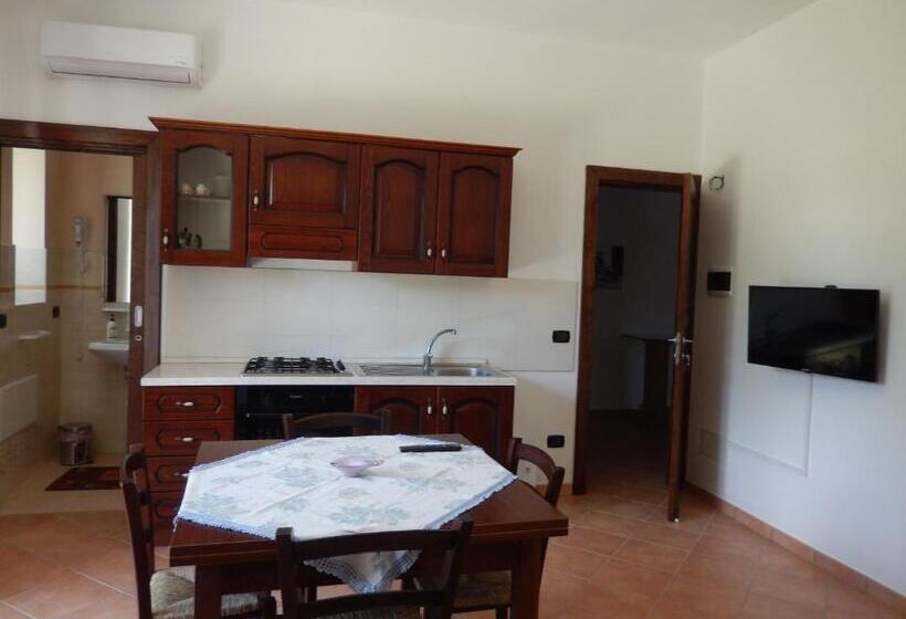 פנסיון Villa Casole Short Lets