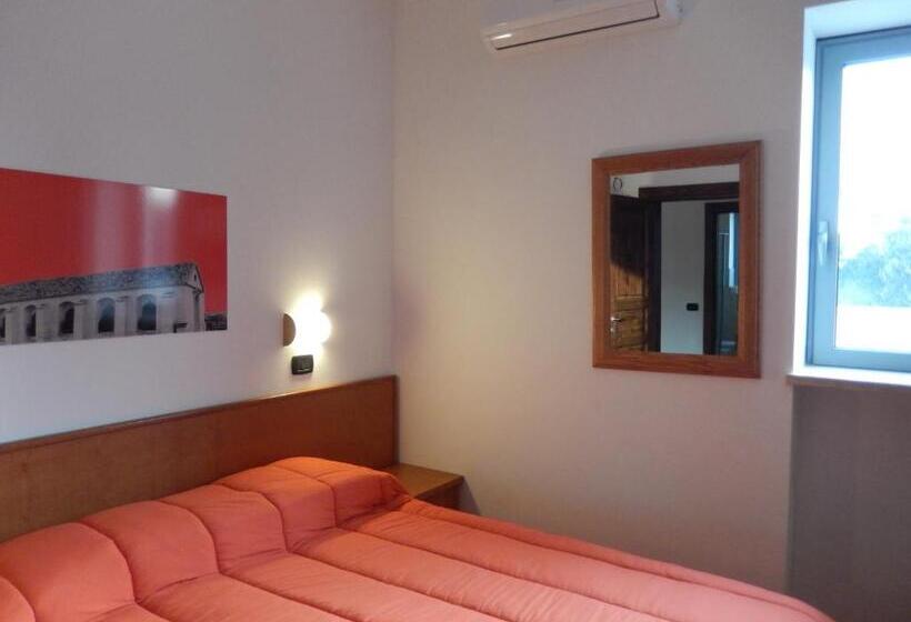 פנסיון Villa Casole Short Lets