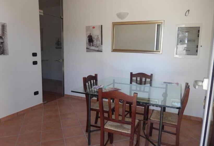 פנסיון Villa Casole Short Lets