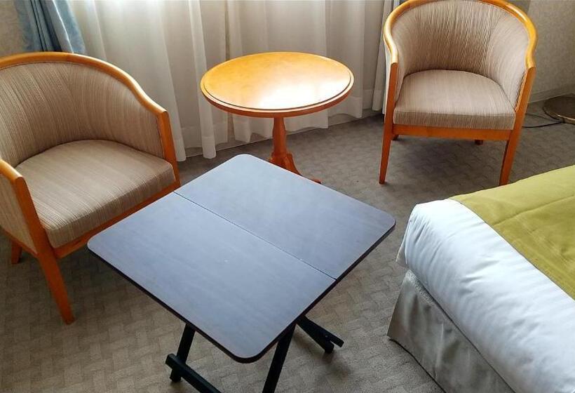 אתר נופש Grand Xiv Naruto The Lodge