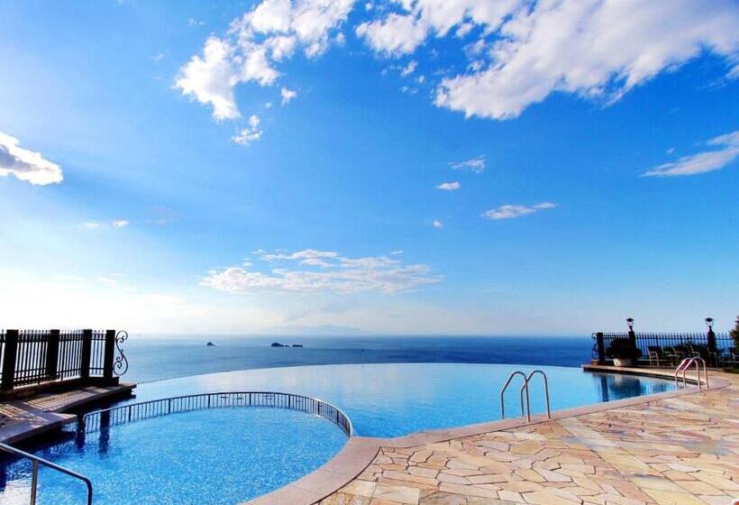 אתר נופש Grand Xiv Naruto The Lodge