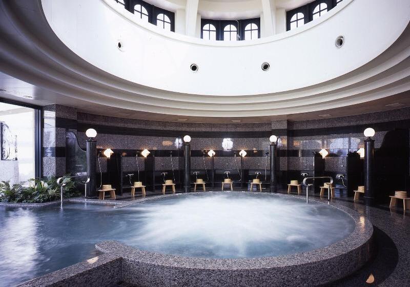 אתר נופש Grand Xiv Naruto The Lodge