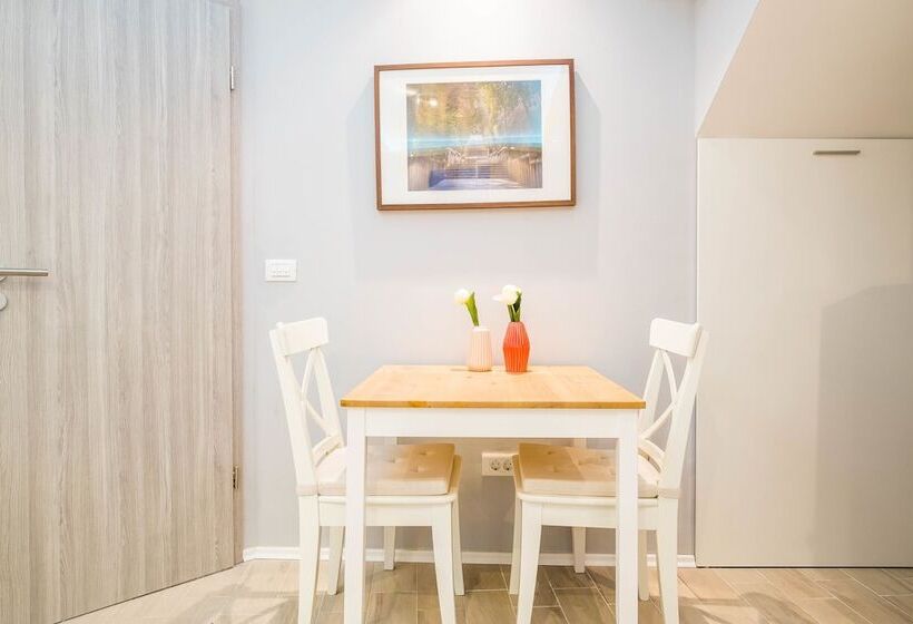 Serenity Split Apartments