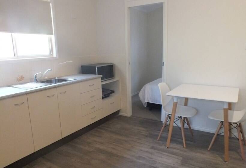 Albury Gardens Tourist Park