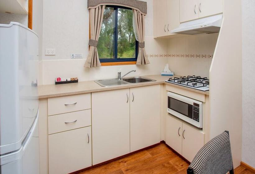 Albury Gardens Tourist Park