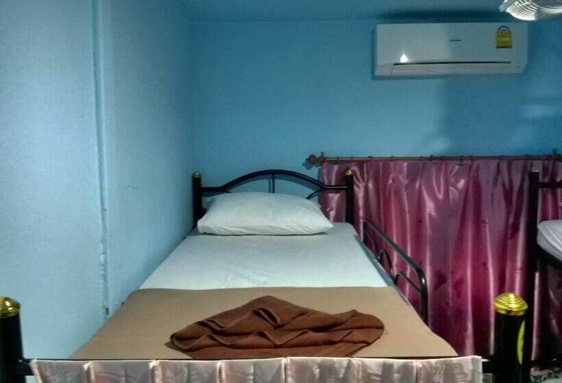 Baan Mook Anda Hostel