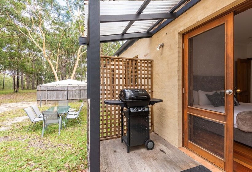 Bay And Bush, Jervis Bay