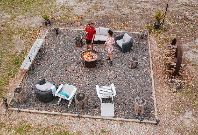 Bay And Bush, Jervis Bay