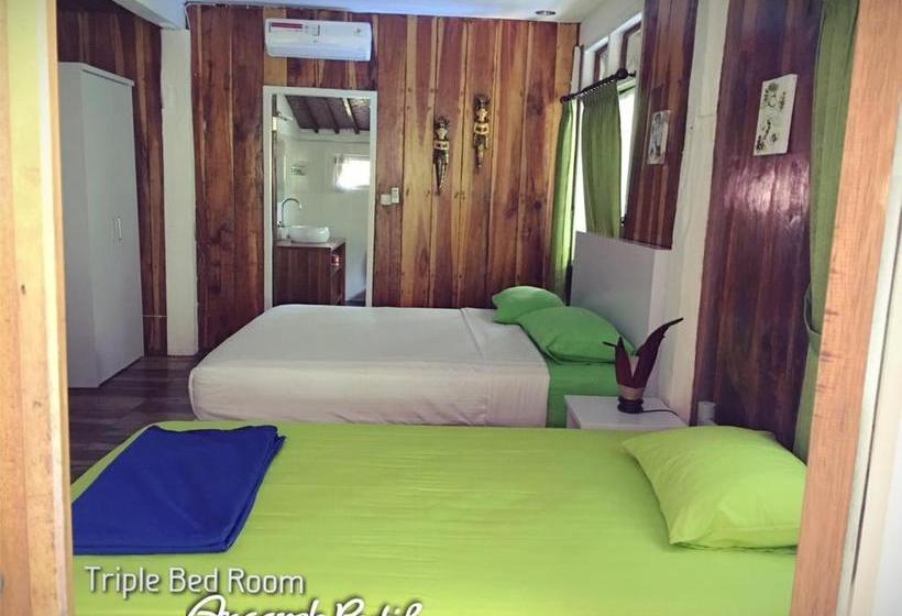 צימר Anggrek Putih Homestay & Cooking Class