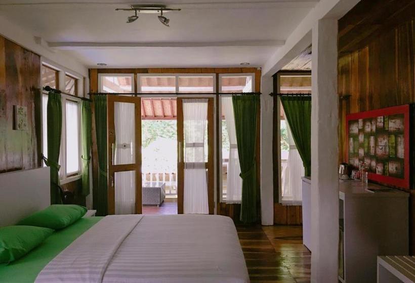 צימר Anggrek Putih Homestay & Cooking Class