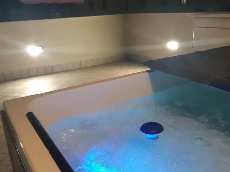 住宿加早餐  Porto Di Claudio