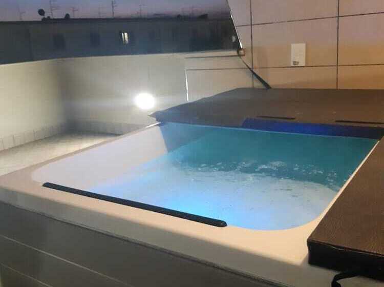 민박 Porto Di Claudio