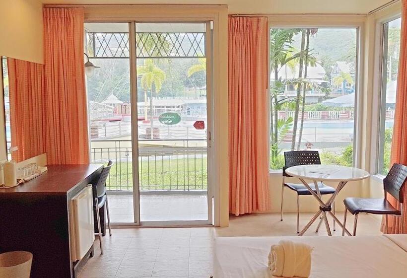 Brookside Valley Resort