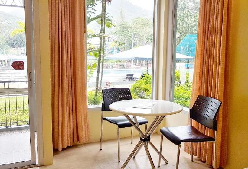 Brookside Valley Resort