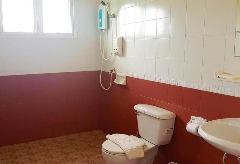 Brookside Valley Resort