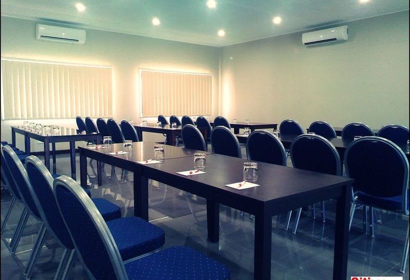 Citi Serviced Apartments And Motel