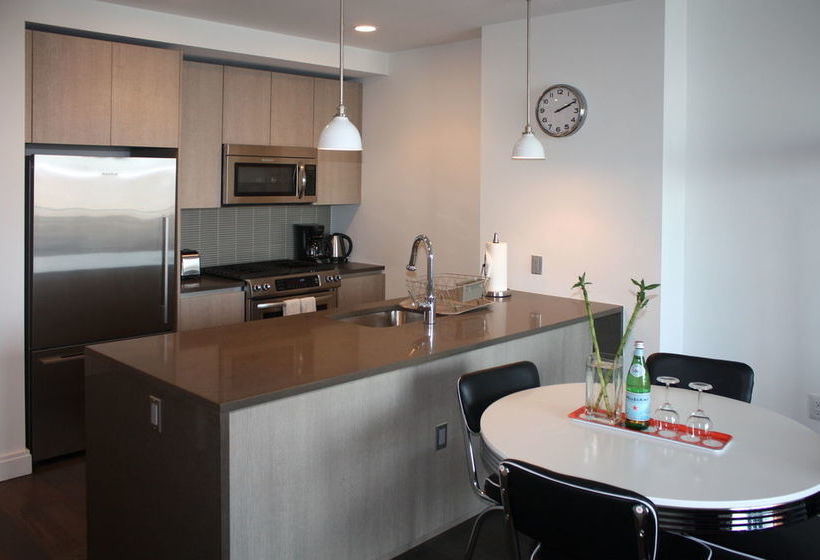 Dharma Home Suites At The Arts District